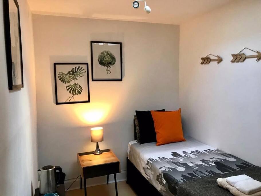 The Kingsview Townhouse - Boutique Hostel Edinburgh Dış mekan fotoğraf