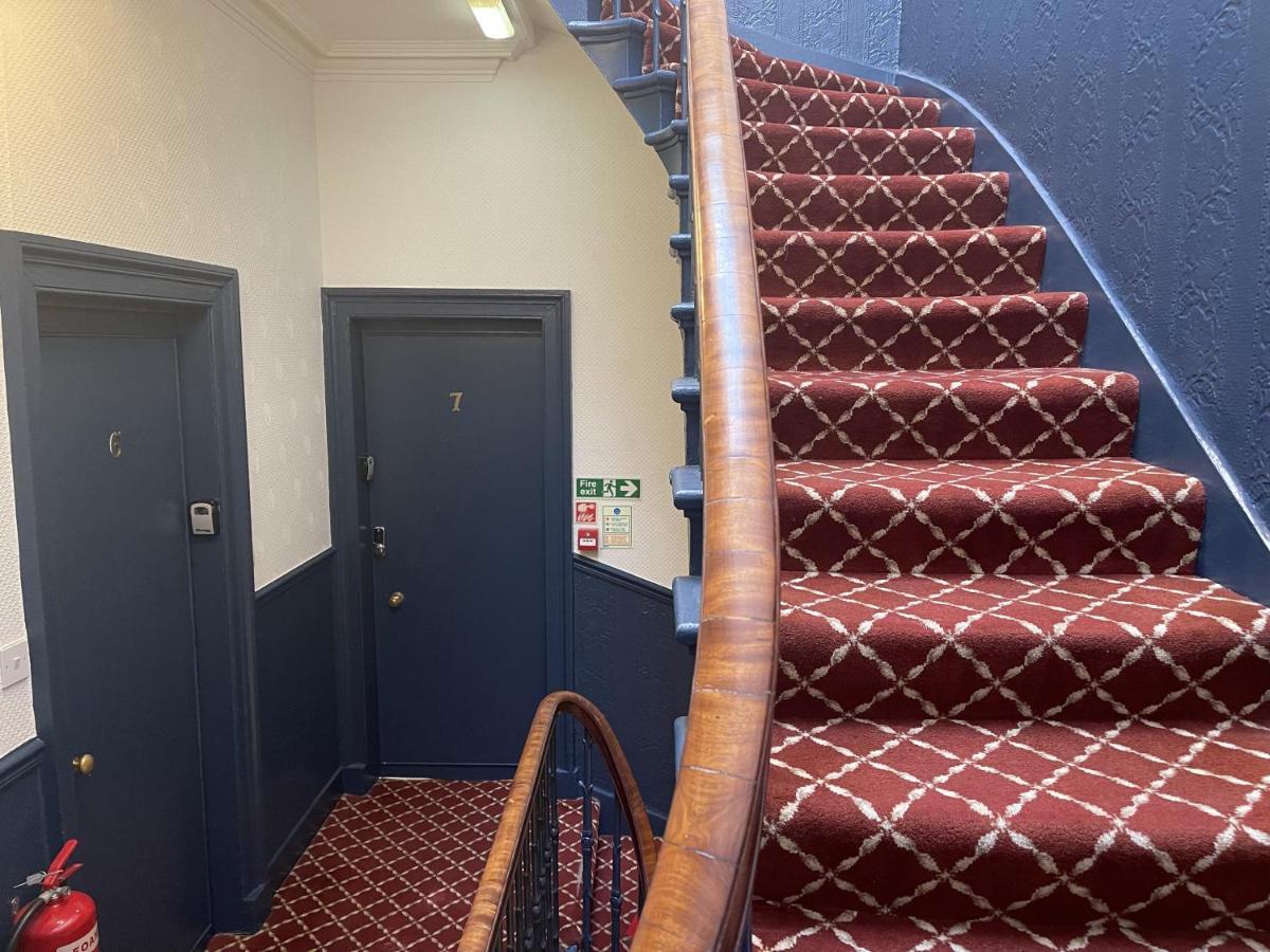 The Kingsview Townhouse - Boutique Hostel Edinburgh Dış mekan fotoğraf