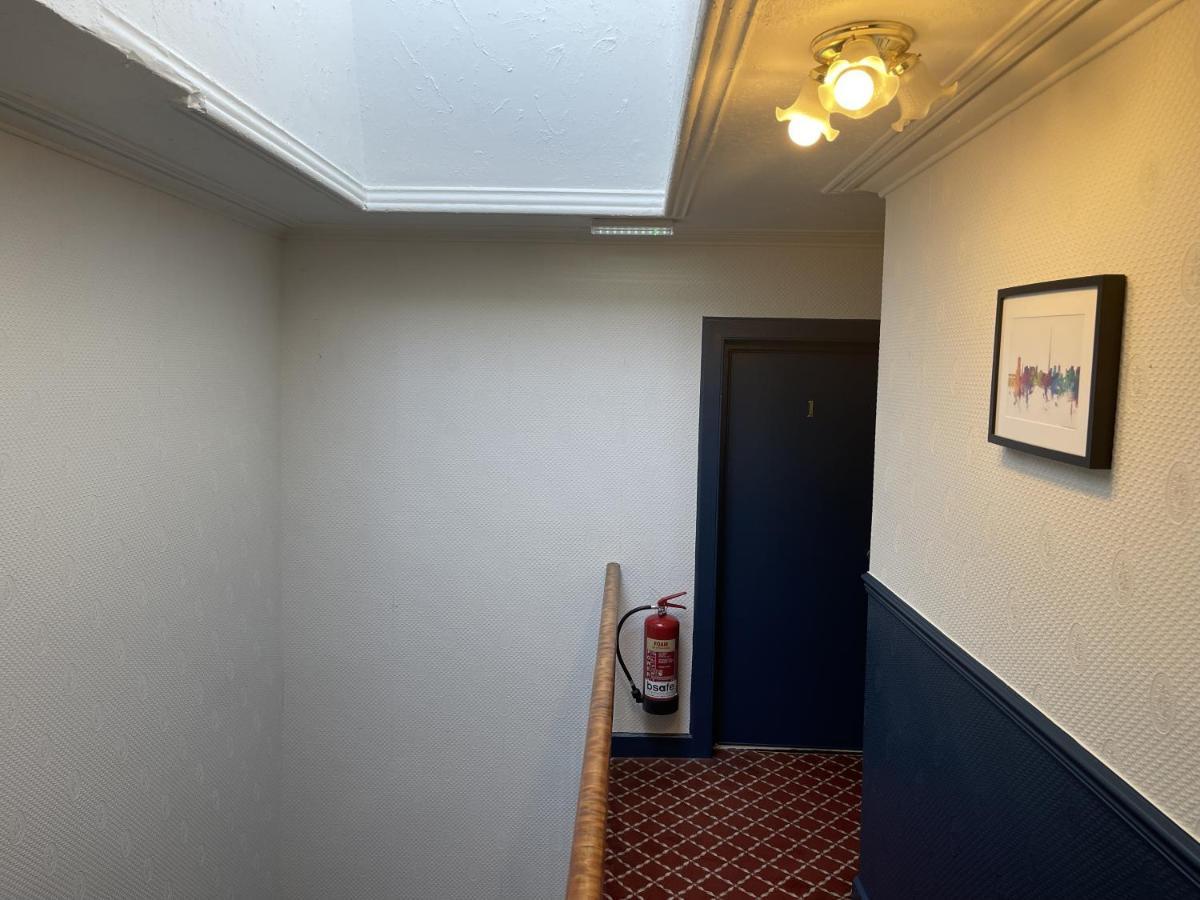 The Kingsview Townhouse - Boutique Hostel Edinburgh Dış mekan fotoğraf